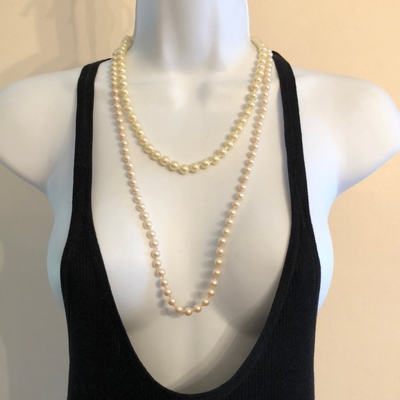 Curated bundle lot 2 faux pearl classy timeless costume vintage necklaces Avon - Picture 1 of 4